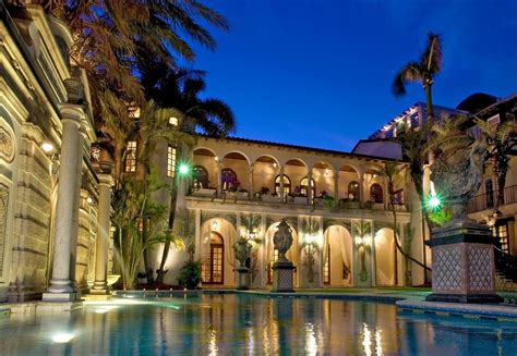 versace home apartment complex jordanian|gianni versace's house.